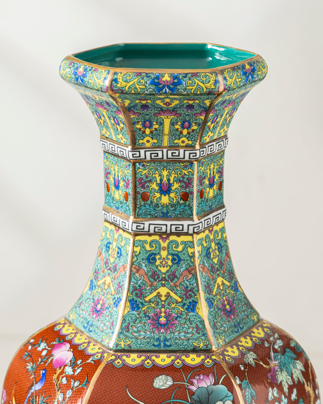 Midnight Bird Motifs Cloisonné Vase - Red